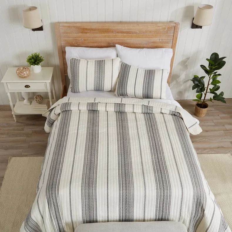 3-Piece Stripe Quilt - Wesley Collection