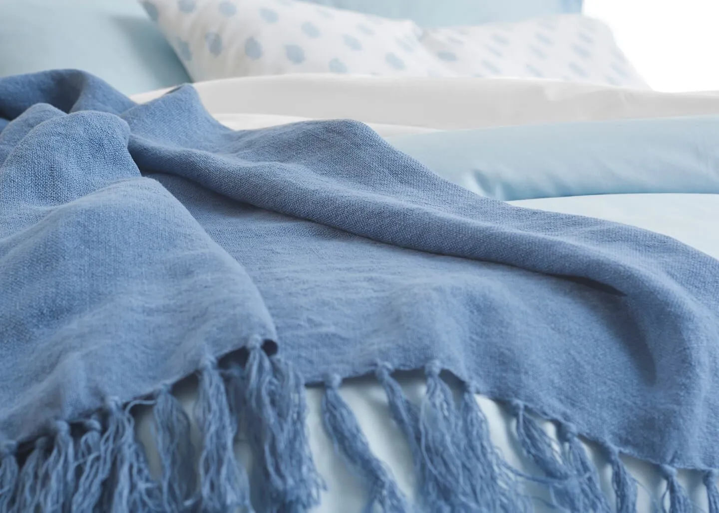 LUXURY BLUE LINEN THROW BLANKET